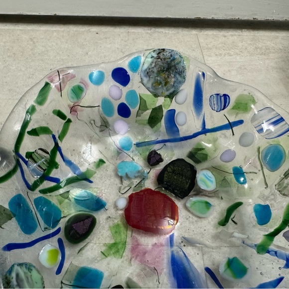 Fused, glass art glass bowl, decorative piece - Picture 7 of 14